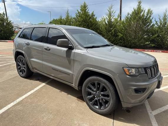 JEEP GRAND CHEROKEE 2019 1C4RJEAG4KC662484 image